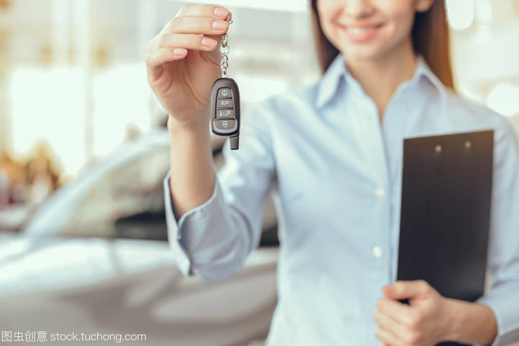 汽車租賃服務(wù)助理 現(xiàn)代出行的貼心伙伴